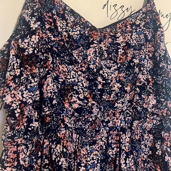 Maurice’s Ruched Tank Top Size L - Picture 2 of 6